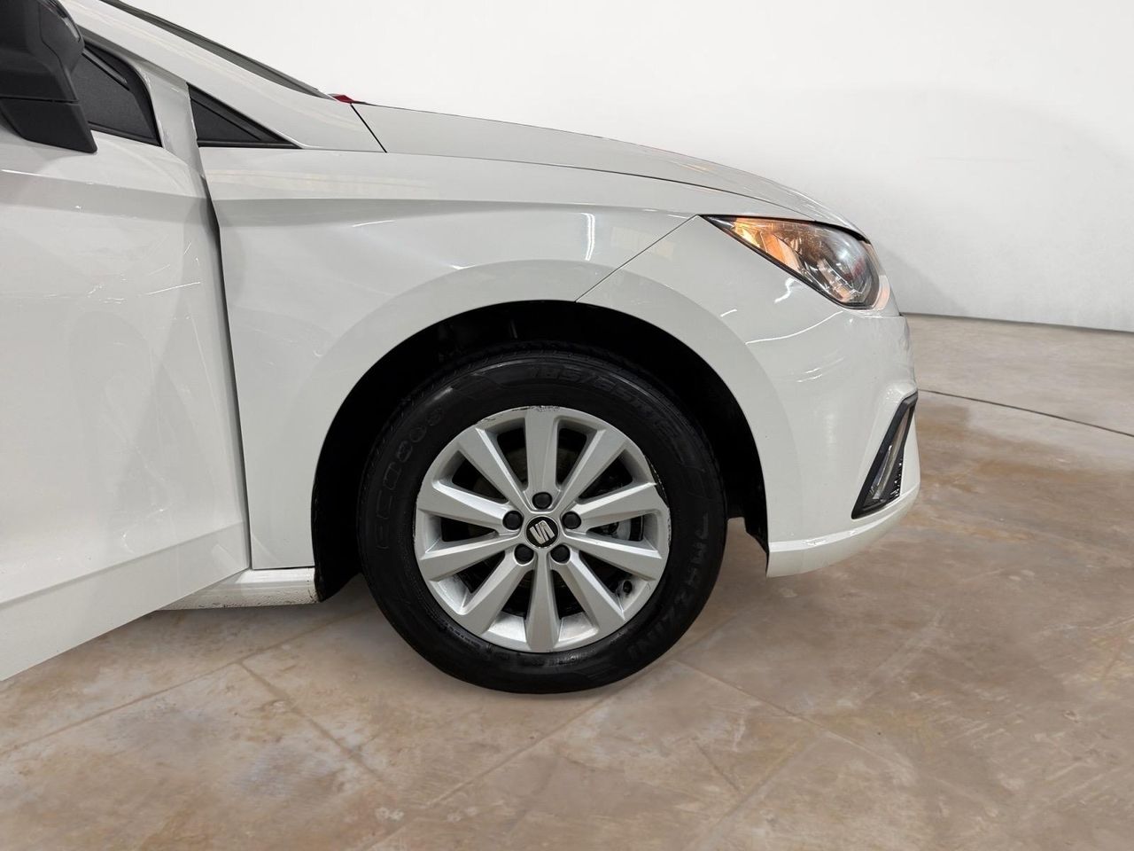 Seat Ibiza 1.0 MPI 59kW (80CV) Reference - Foto 2