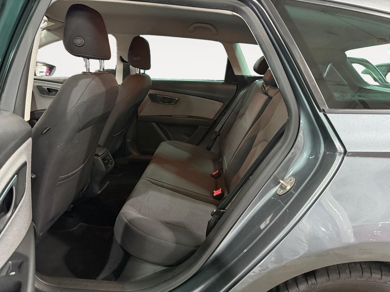 Seat Leon 1.6 TDI 85kW (115CV) St&Sp Style - Foto 2