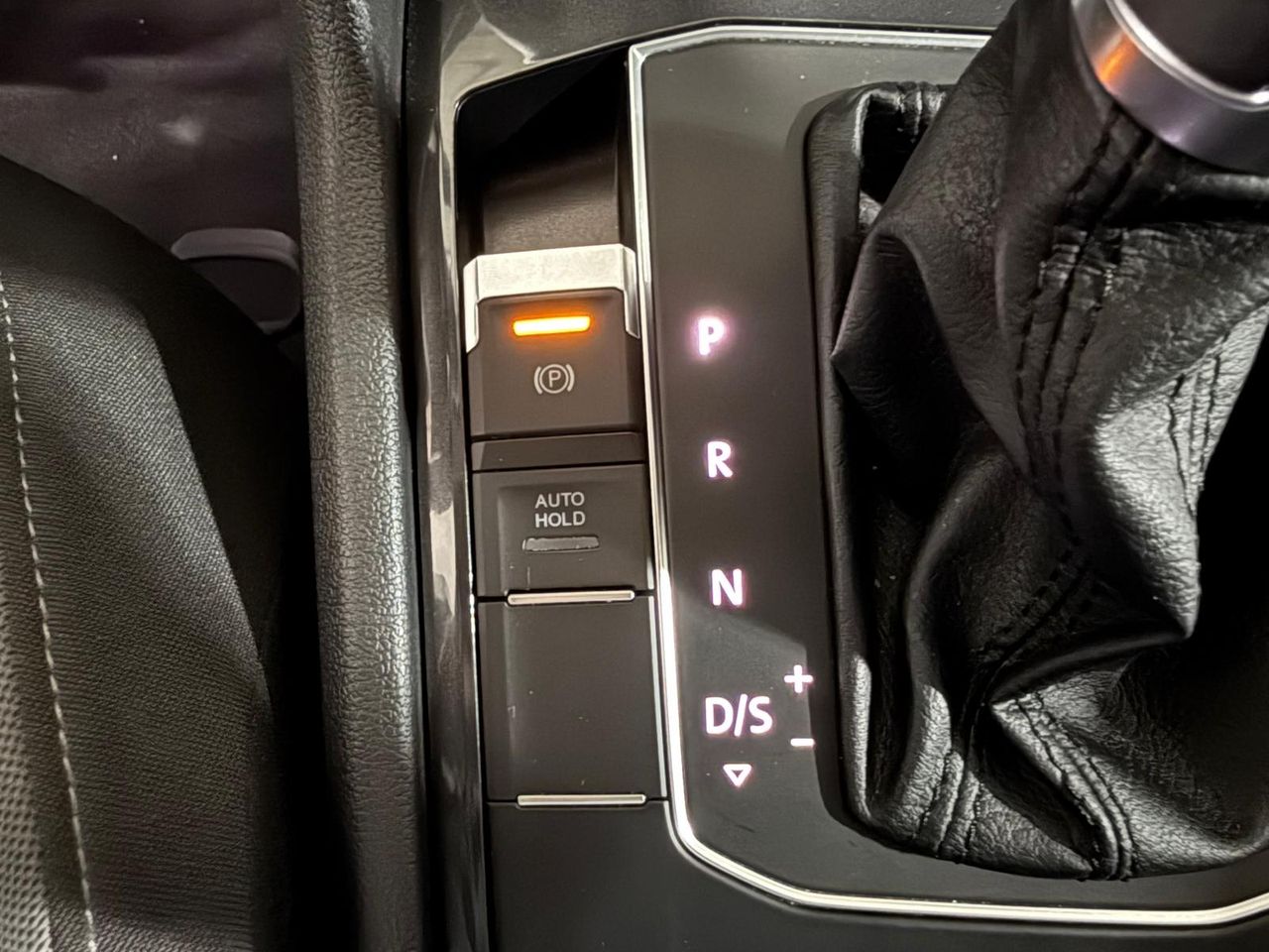 Volkswagen Tiguan Sport 2.0 TDI 110kW(150CV) BMT DSG - Foto 2