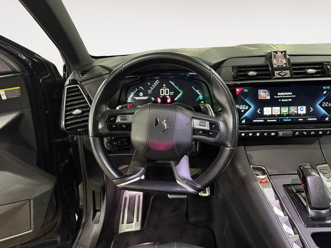 DS DS 7 1.6 E-Tense 300 GRAND CHIC Auto 4WD - Foto 2