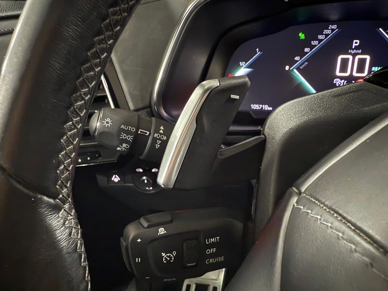 DS DS 7 1.6 E-Tense 300 GRAND CHIC Auto 4WD - Foto 2