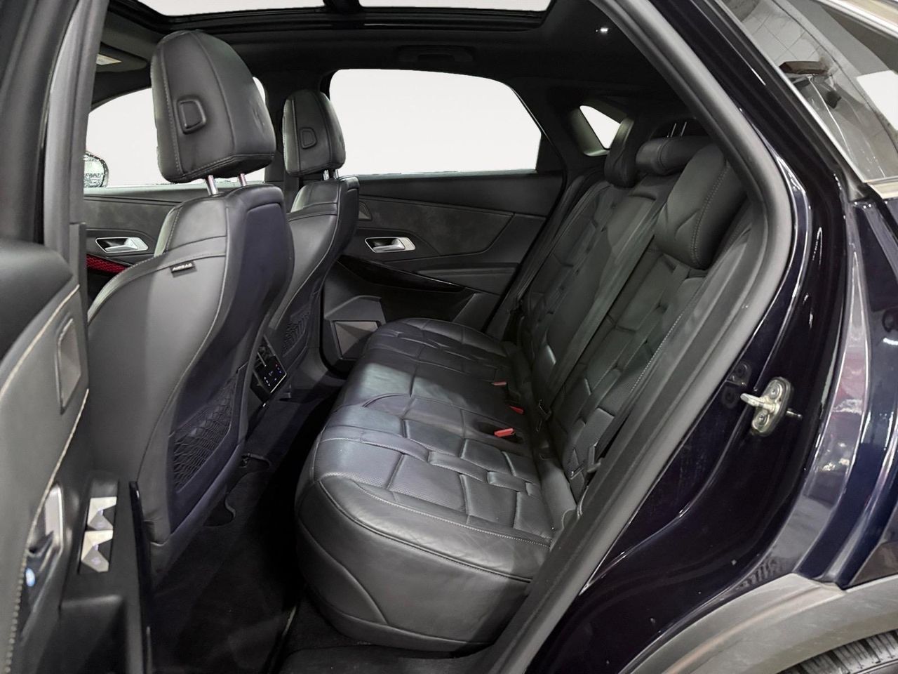 DS DS 7 1.6 E-Tense 300 GRAND CHIC Auto 4WD - Foto 2