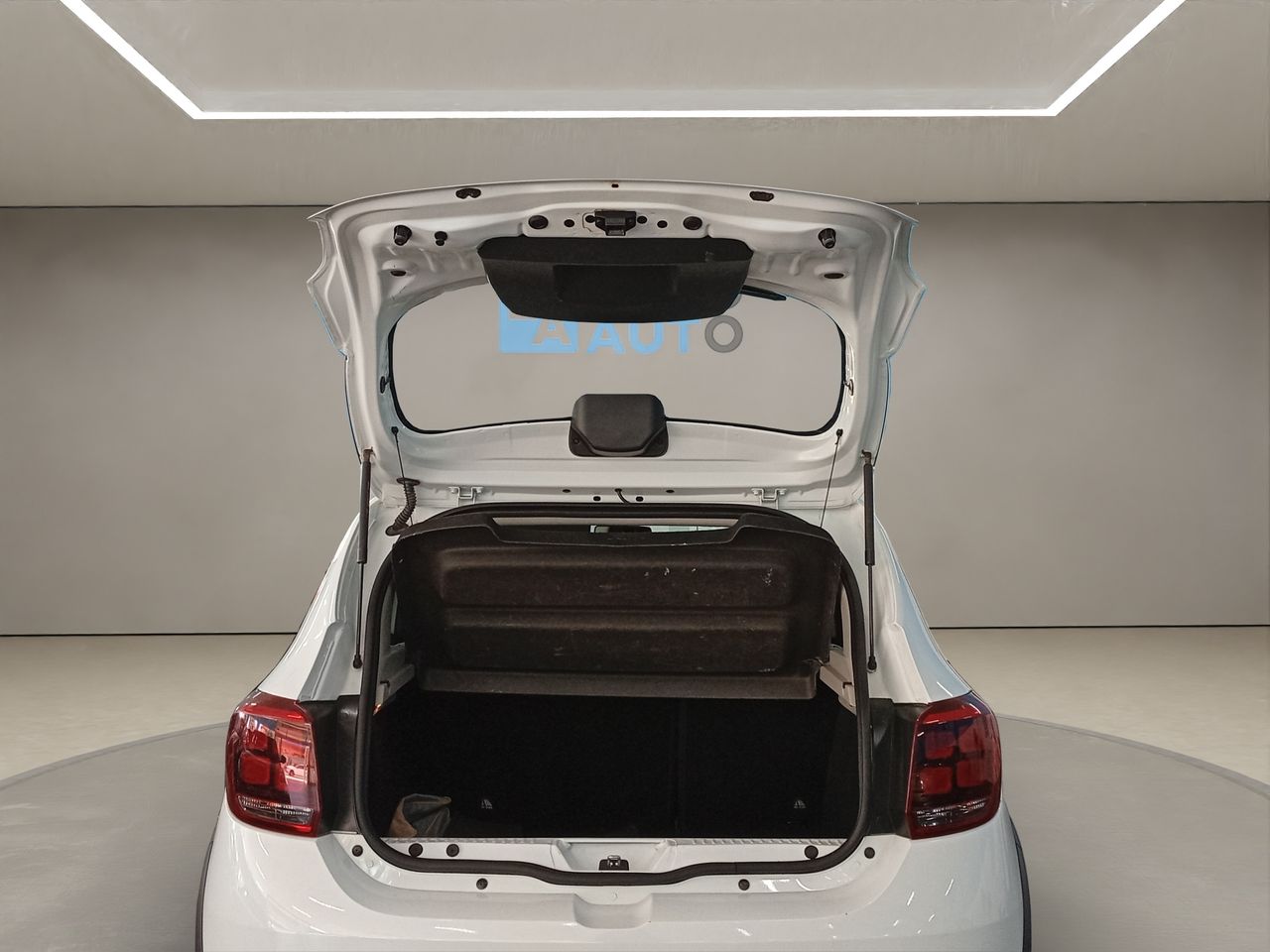 Dacia Sandero . - Foto 2