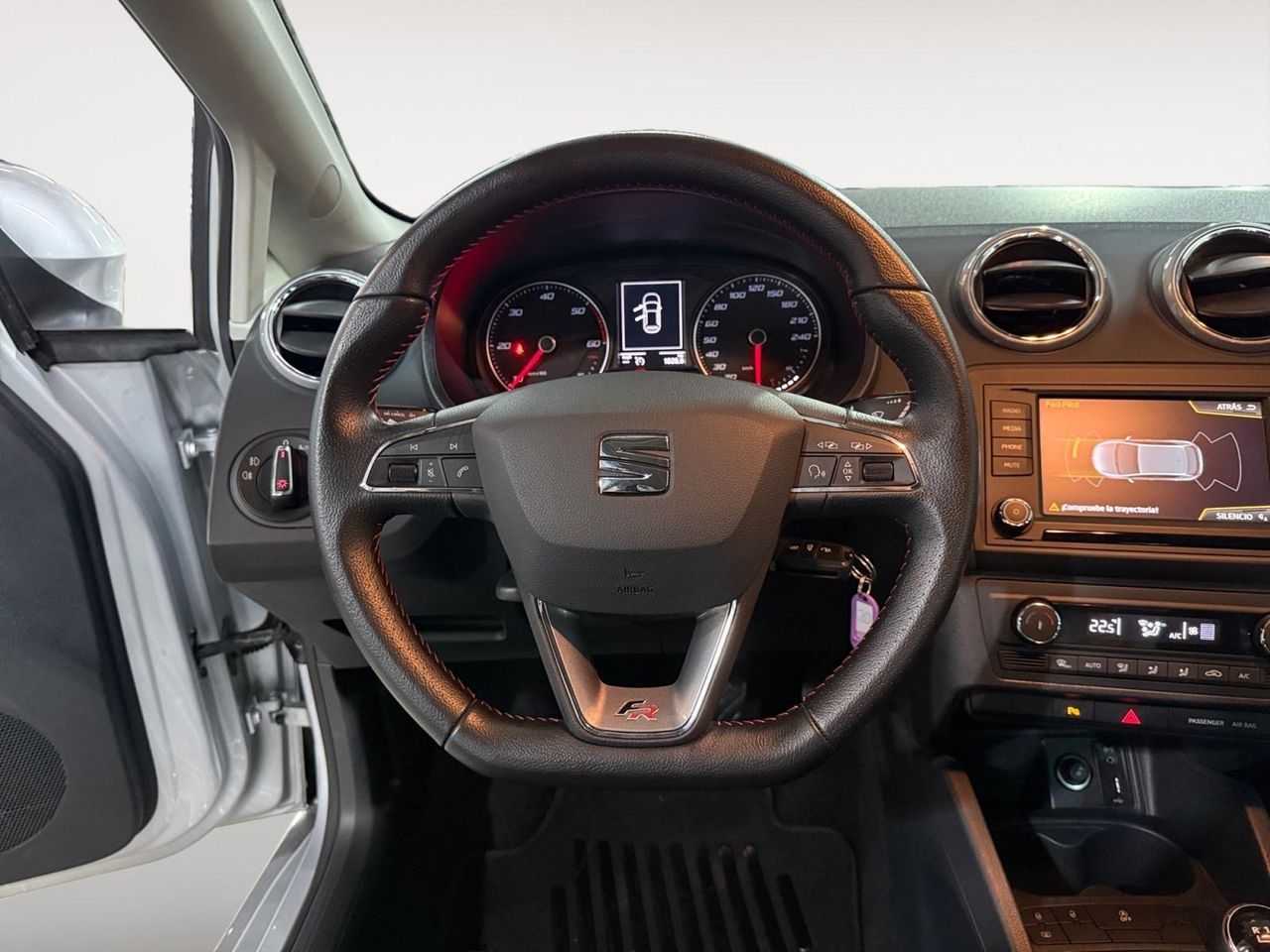 Seat Ibiza 1.4 TDI 105cv FR - Foto 2