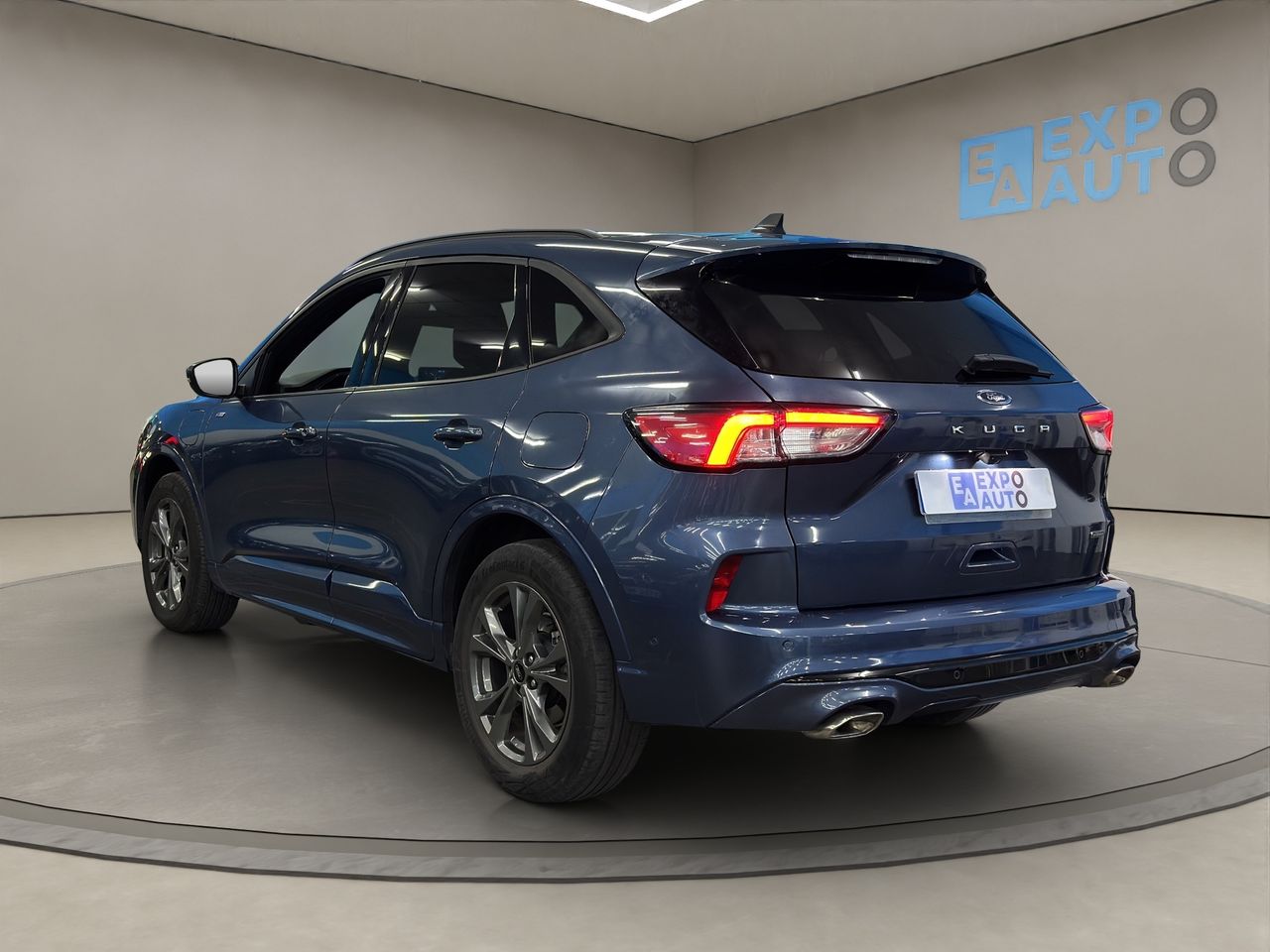 Ford Kuga . - Foto 2