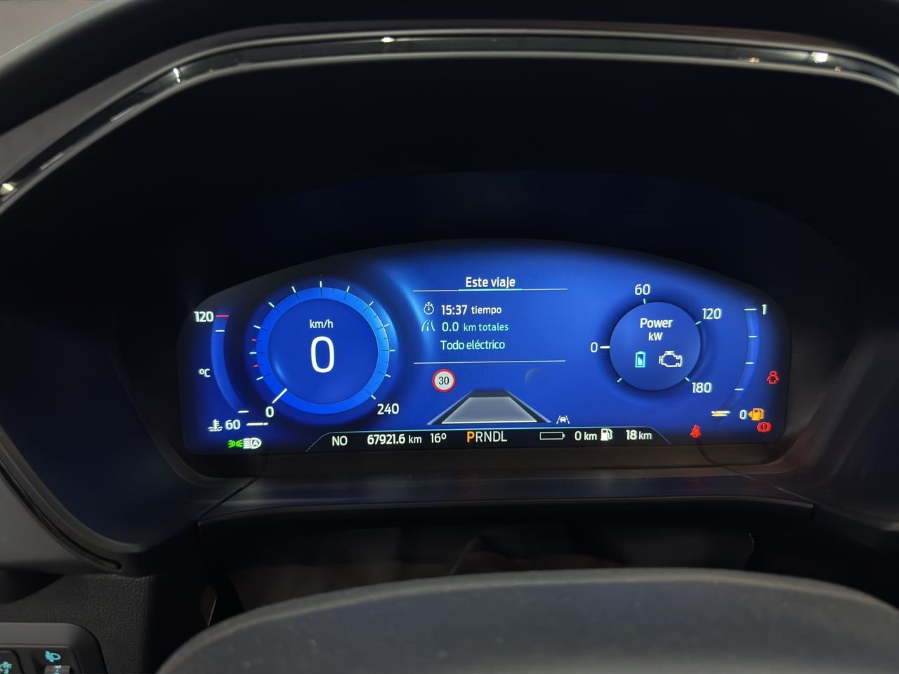 Ford Kuga . - Foto 2