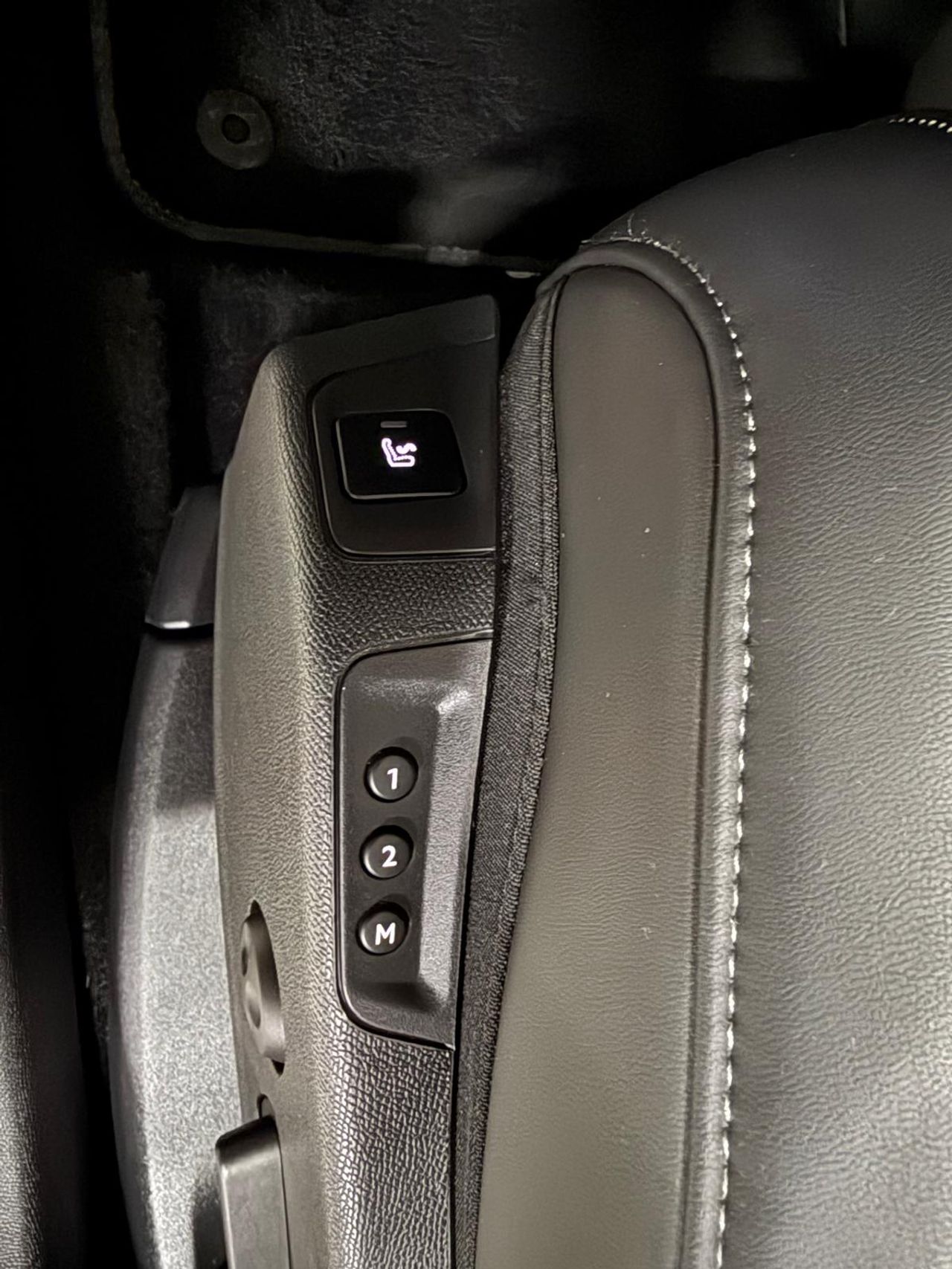 DS DS 7 Crossback 1.6 E-Tense 300 GRAND CHIC Auto 4WD - Foto 2