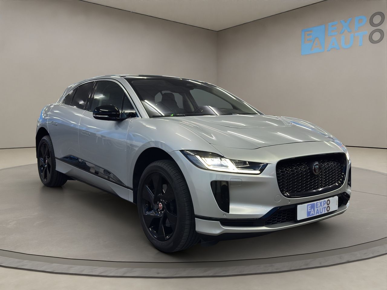 Jaguar I-Pace . - Foto 2