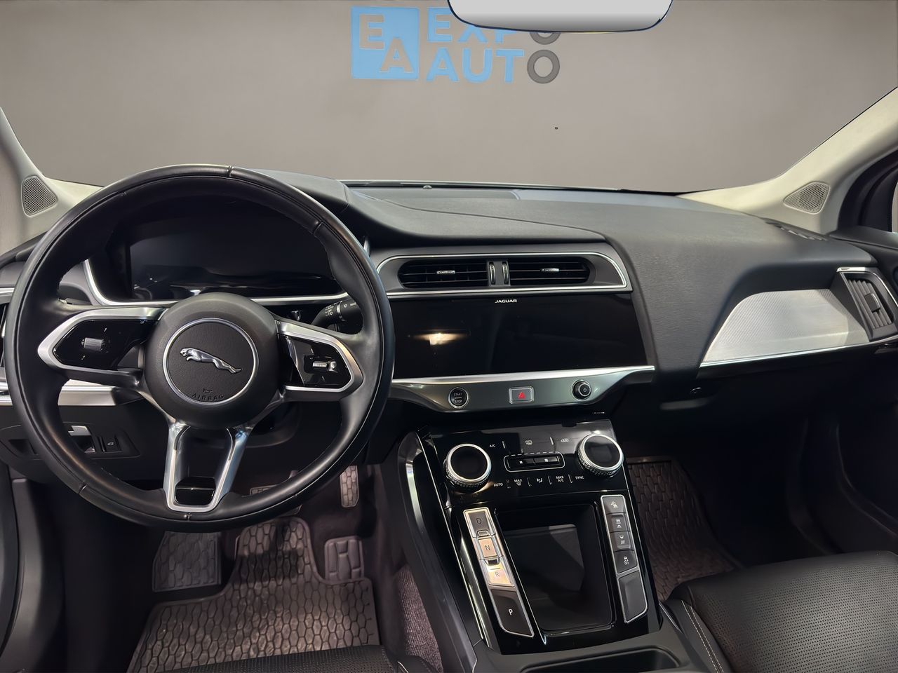 Jaguar I-Pace . - Foto 2