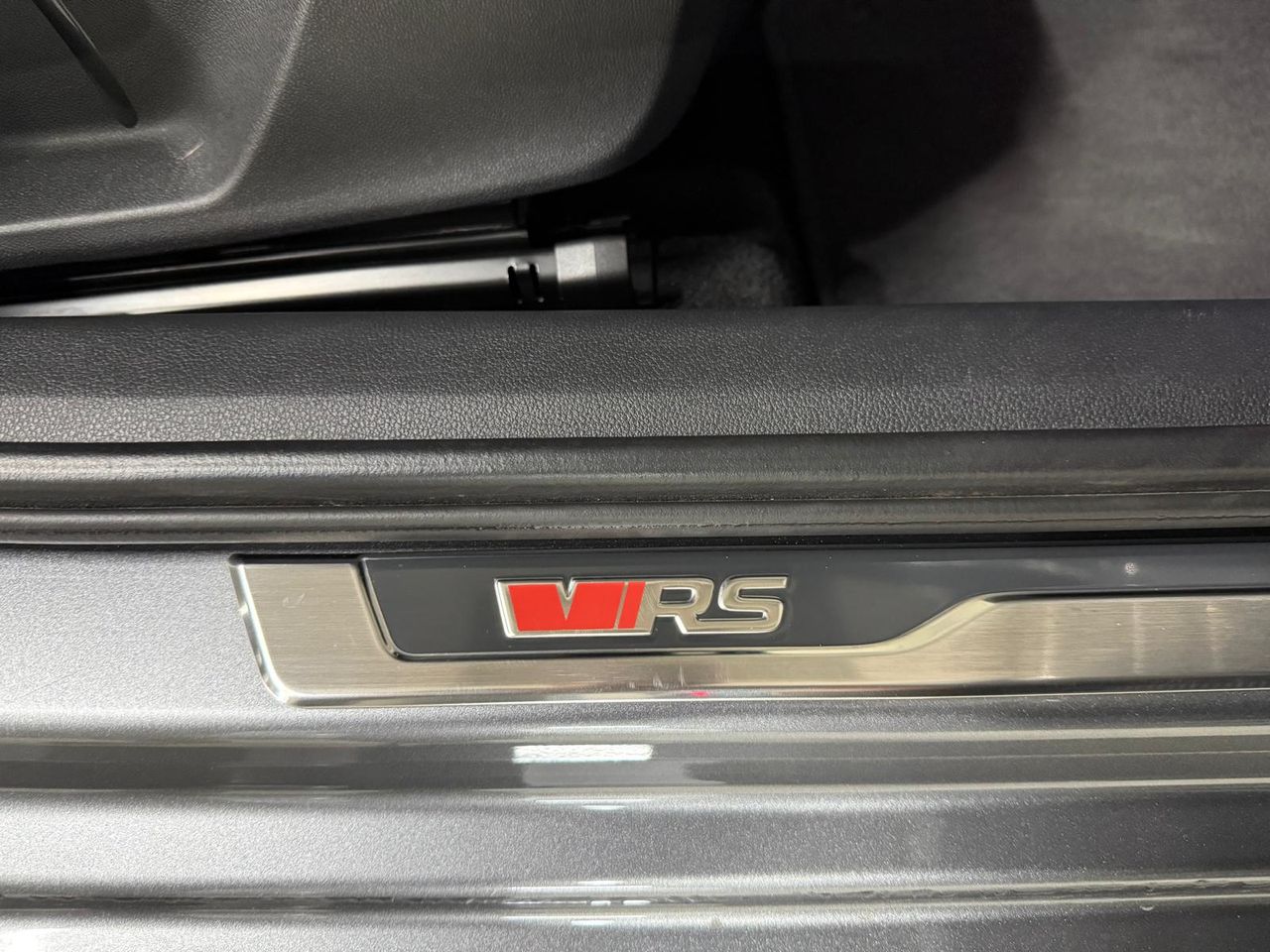 Skoda Octavia Combi 2.0 TSI 180kW (245CV) DSG RS Plus - Foto 2