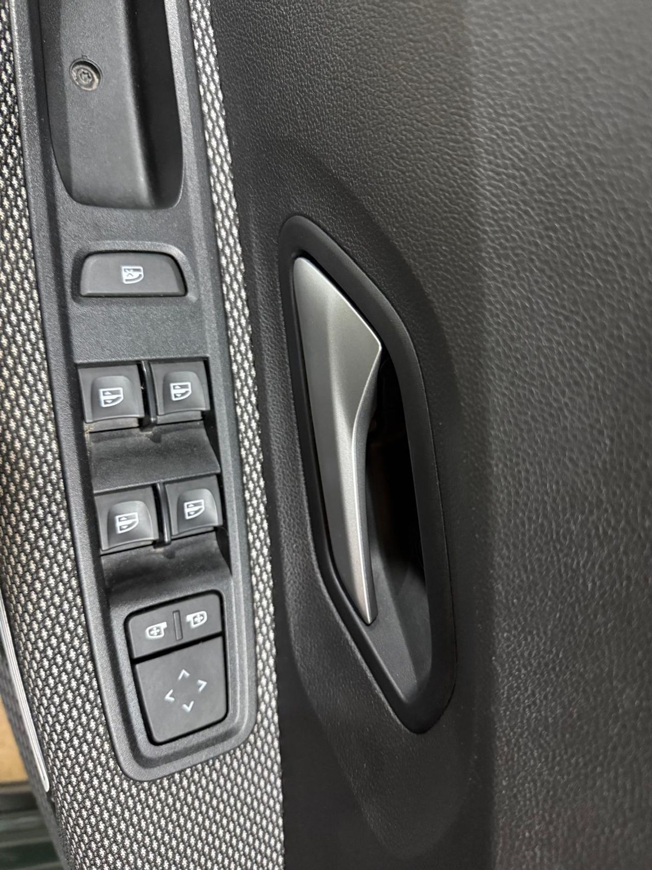 Dacia Jogger Extreme Go TCe 81kW (110CV) 5 plazas - Foto 2