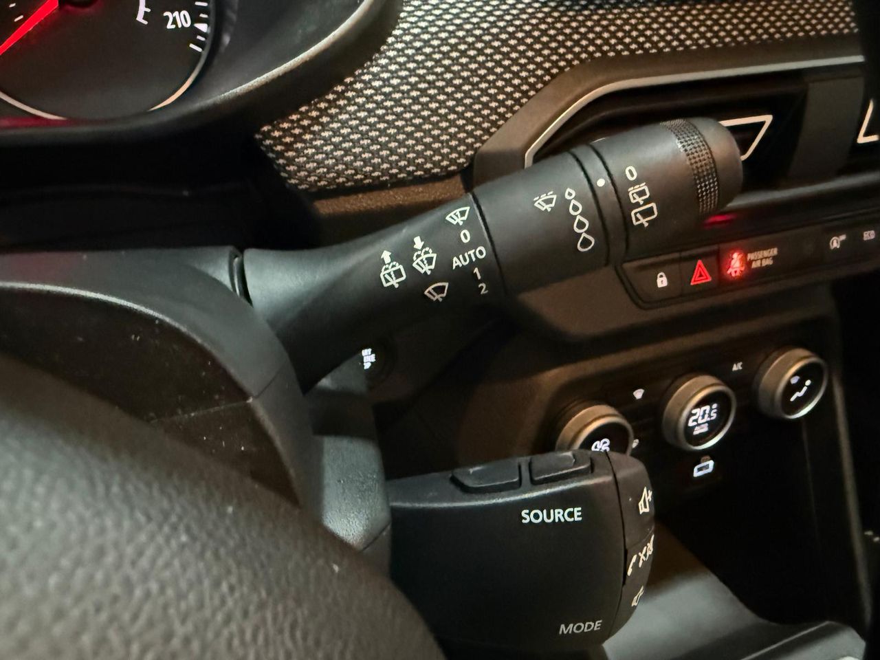 Dacia Jogger Extreme Go TCe 81kW (110CV) 5 plazas - Foto 2