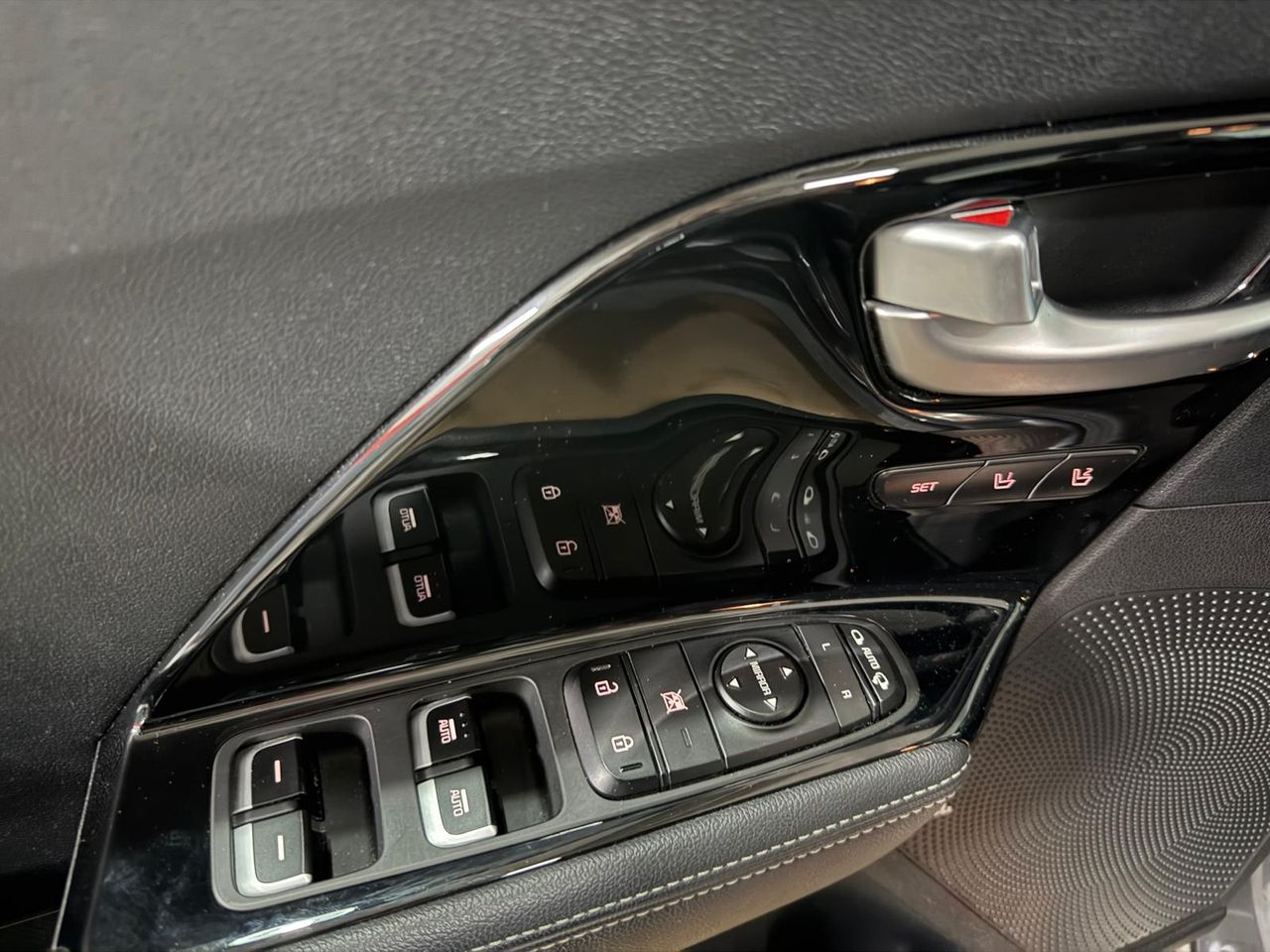 Kia Niro 1.6 GDi Híbrido Enchufable 104kW Emotion - Foto 2