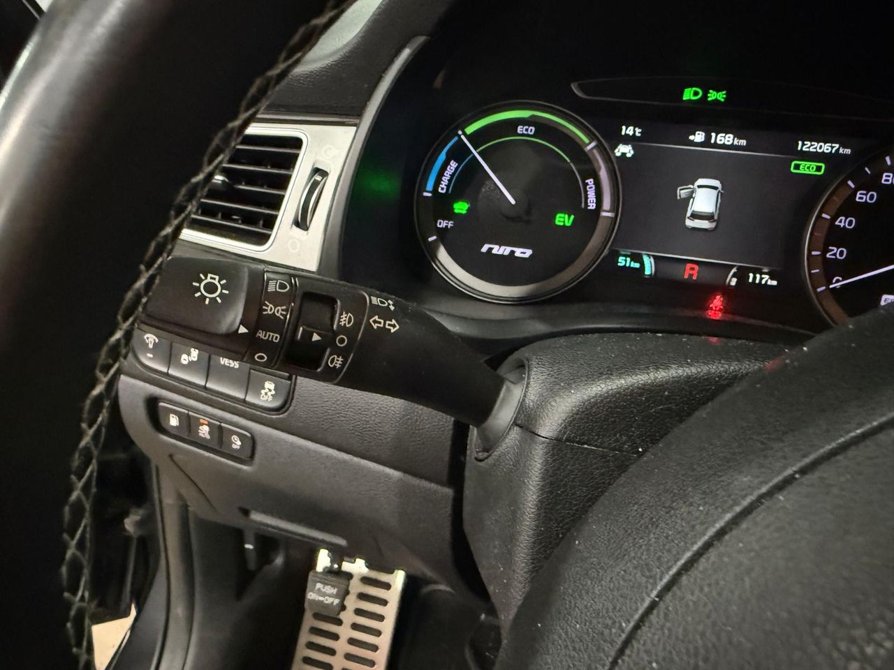 Kia Niro 1.6 GDi Híbrido Enchufable 104kW Emotion - Foto 2