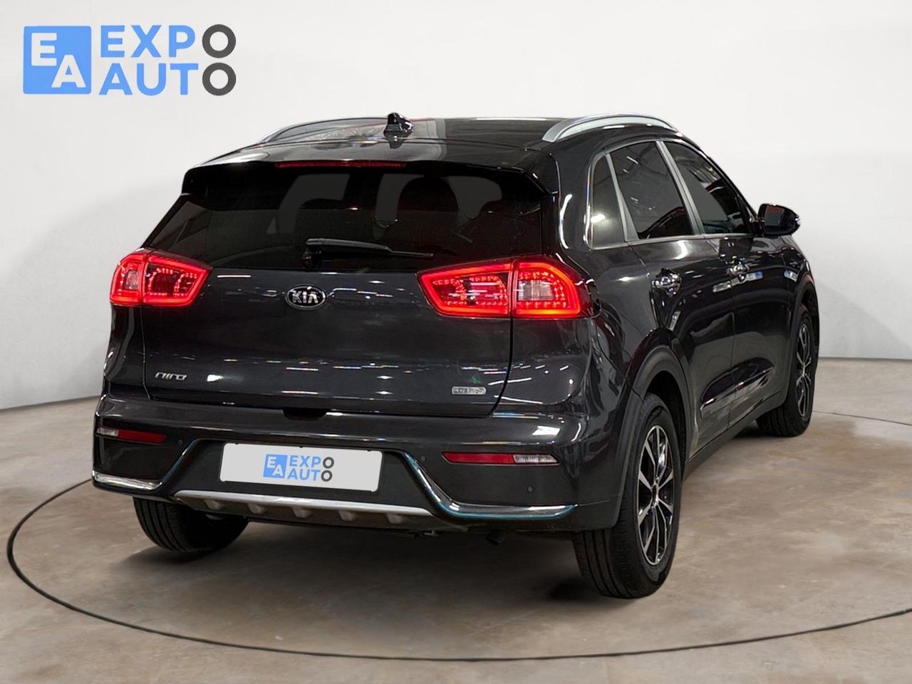Kia Niro 1.6 GDi Híbrido Enchufable 104kW Emotion - Foto 2