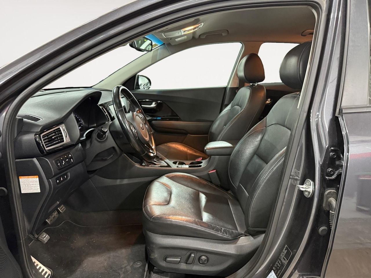 Kia Niro 1.6 GDi Híbrido Enchufable 104kW Emotion - Foto 2