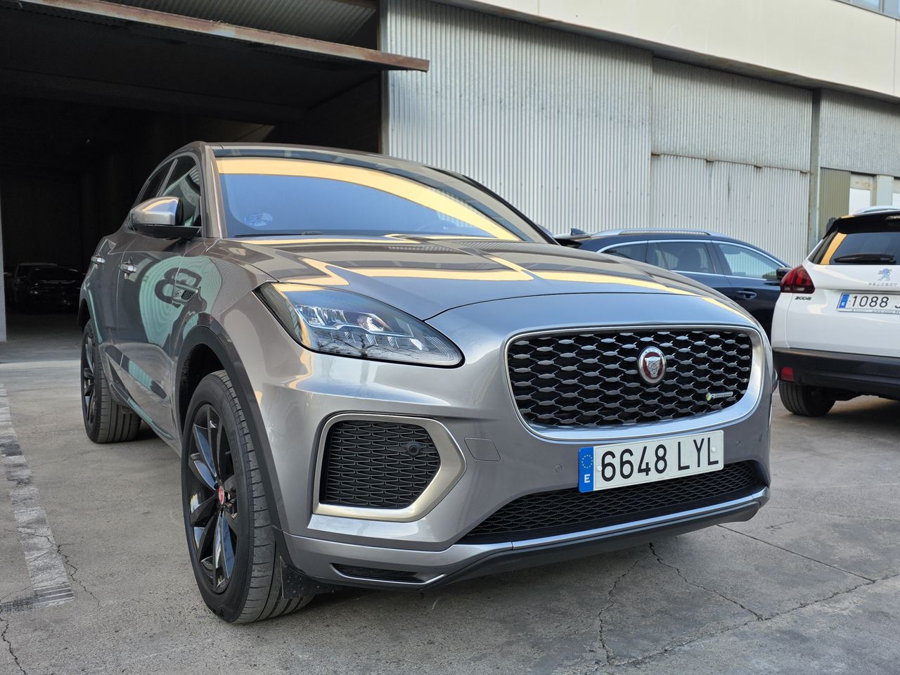 Jaguar E-Pace I3 PHEV 309 PS AWD AT RDynamic SE - Foto 2