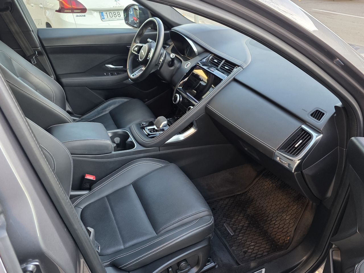 Jaguar E-Pace I3 PHEV 309 PS AWD AT RDynamic SE - Foto 2