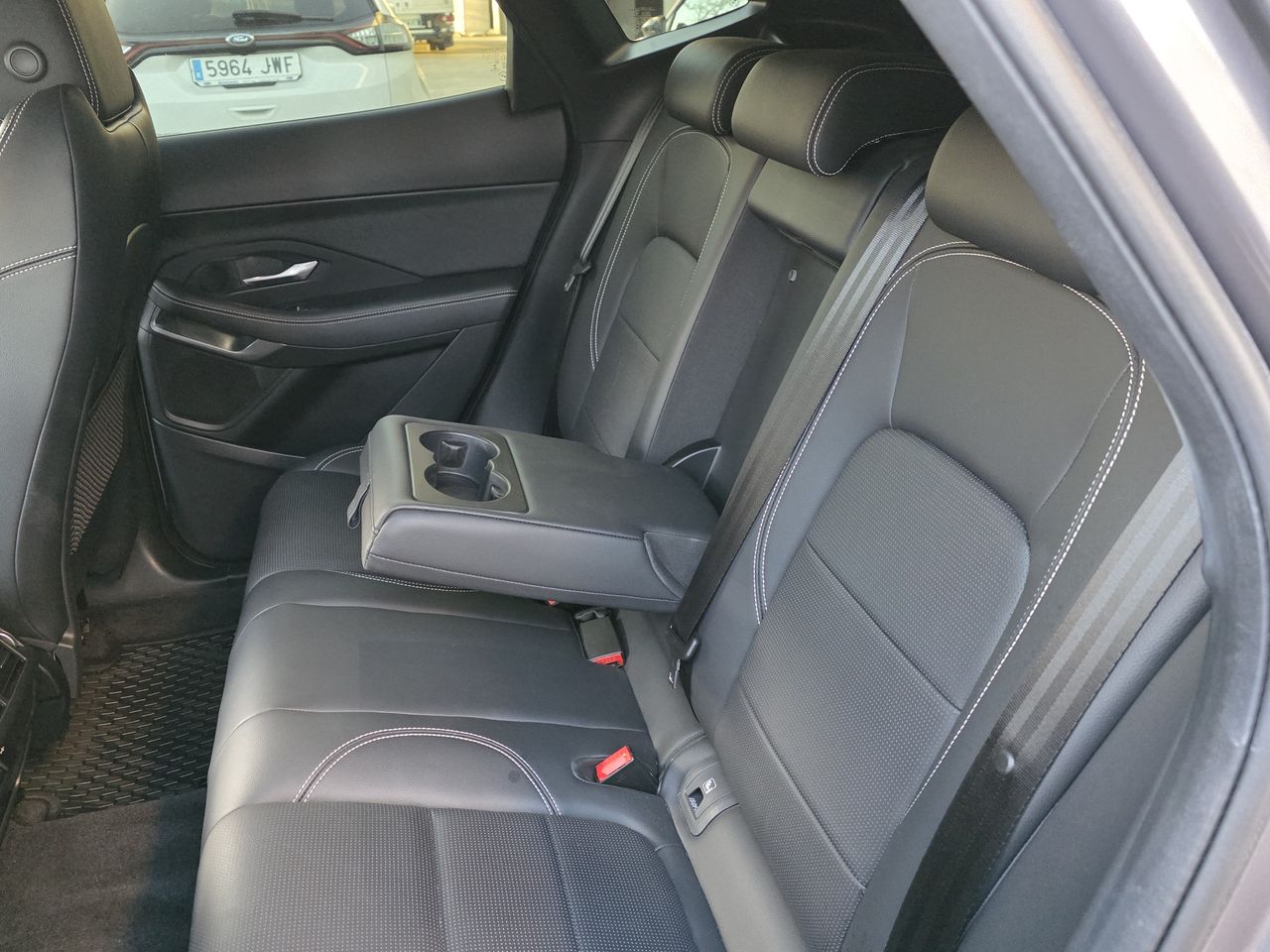 Jaguar E-Pace I3 PHEV 309 PS AWD AT RDynamic SE - Foto 2