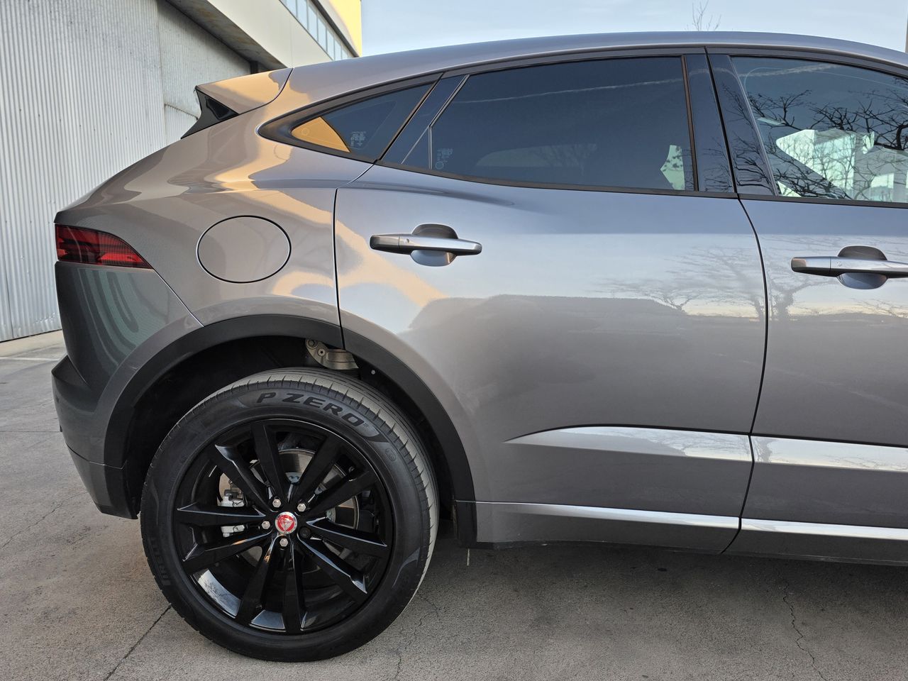 Jaguar E-Pace I3 PHEV 309 PS AWD AT RDynamic SE - Foto 2