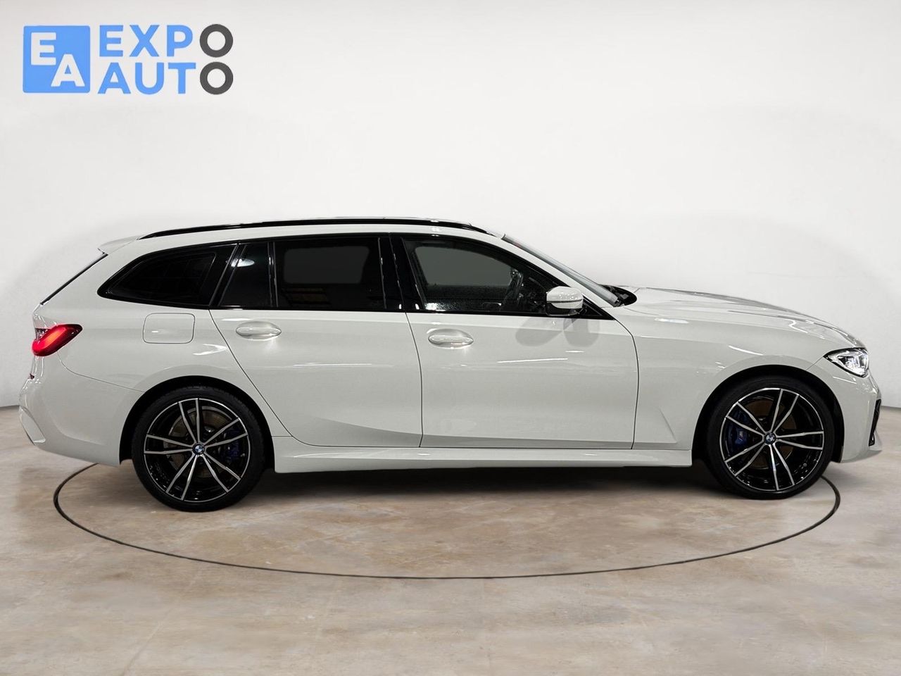 BMW Serie 3 330e xDrive Touring - Foto 2