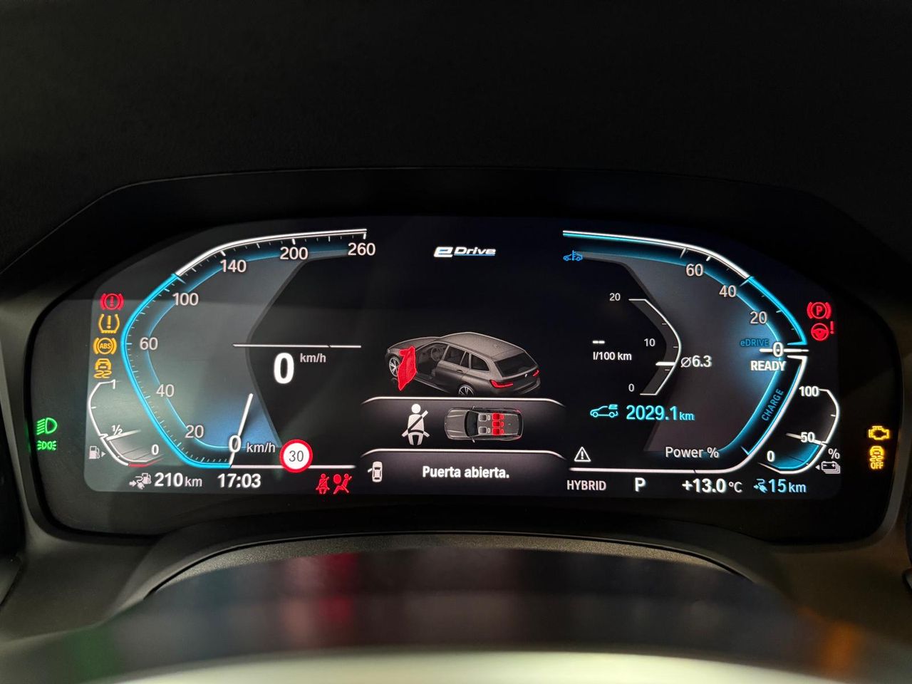 BMW Serie 3 330e xDrive Touring - Foto 2