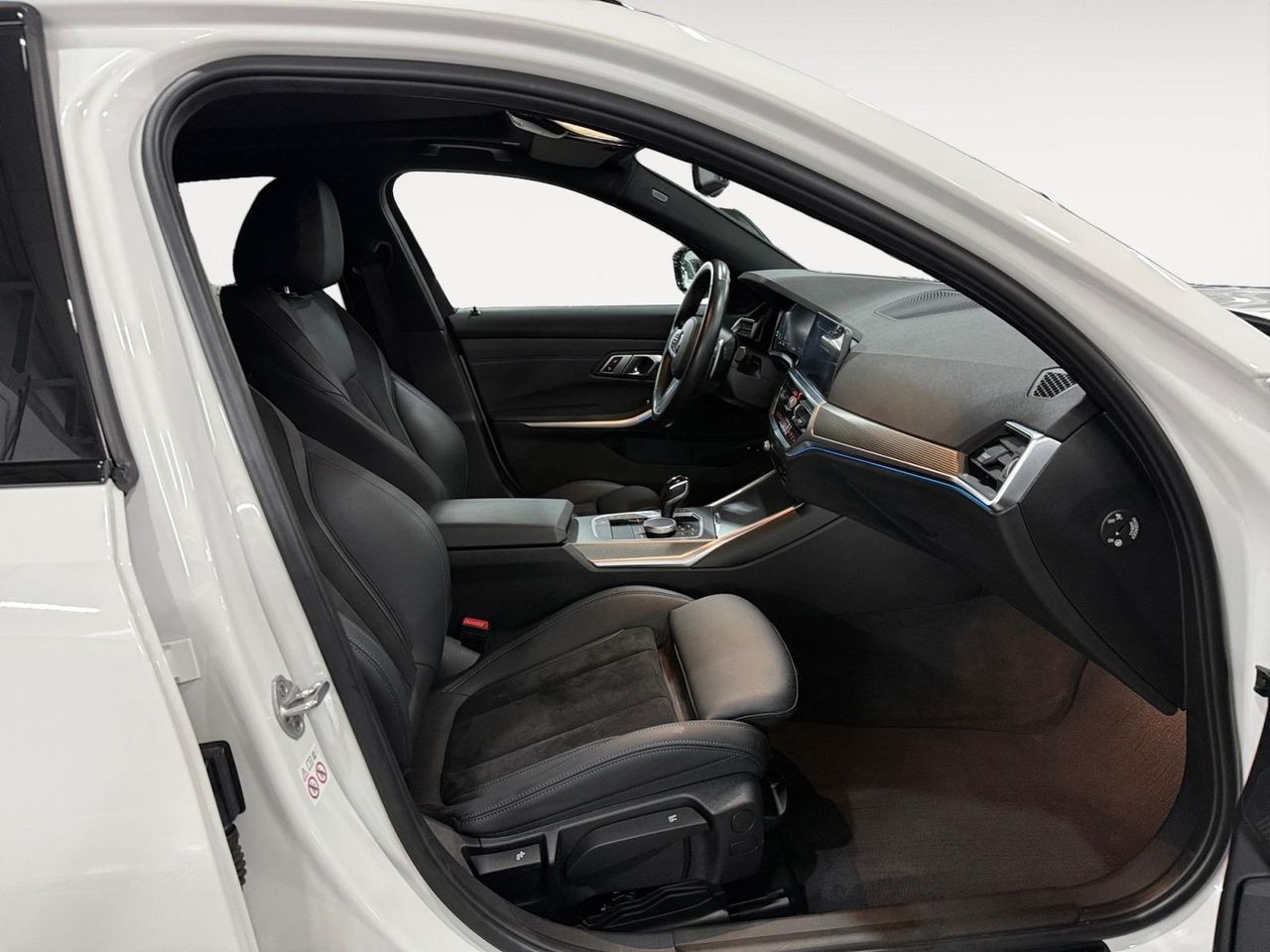 BMW Serie 3 330e xDrive Touring - Foto 2