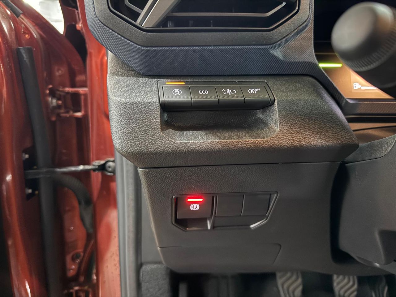 Dacia Duster Extreme TCE 96kW 48v (130CV) 4X2 - Foto 2