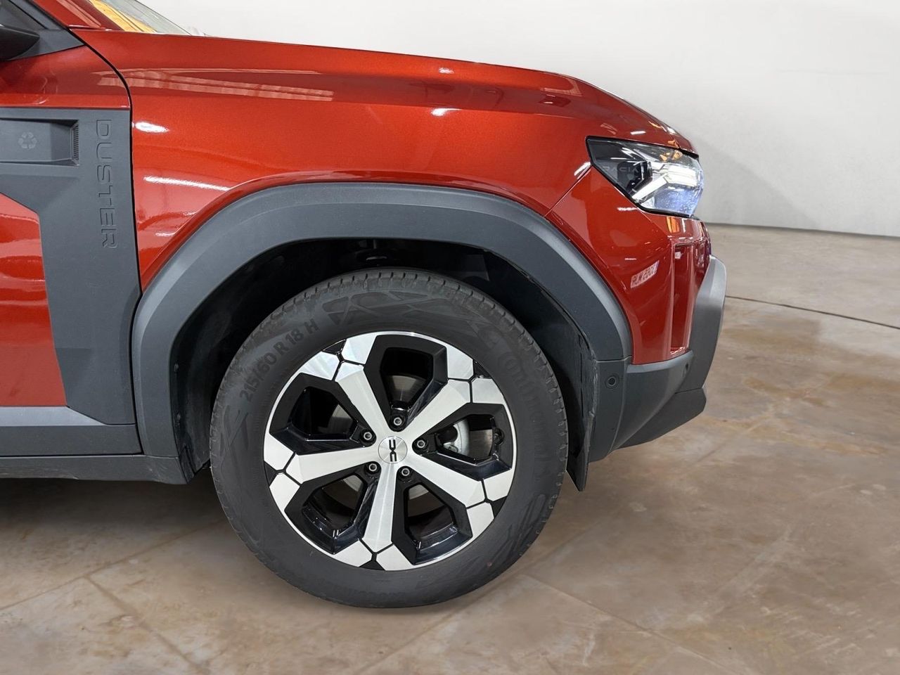 Dacia Duster Extreme TCE 96kW 48v (130CV) 4X2 - Foto 2