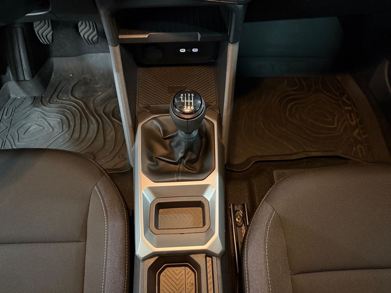 Dacia Duster Extreme TCE 96kW 48v (130CV) 4X2 - Foto 2