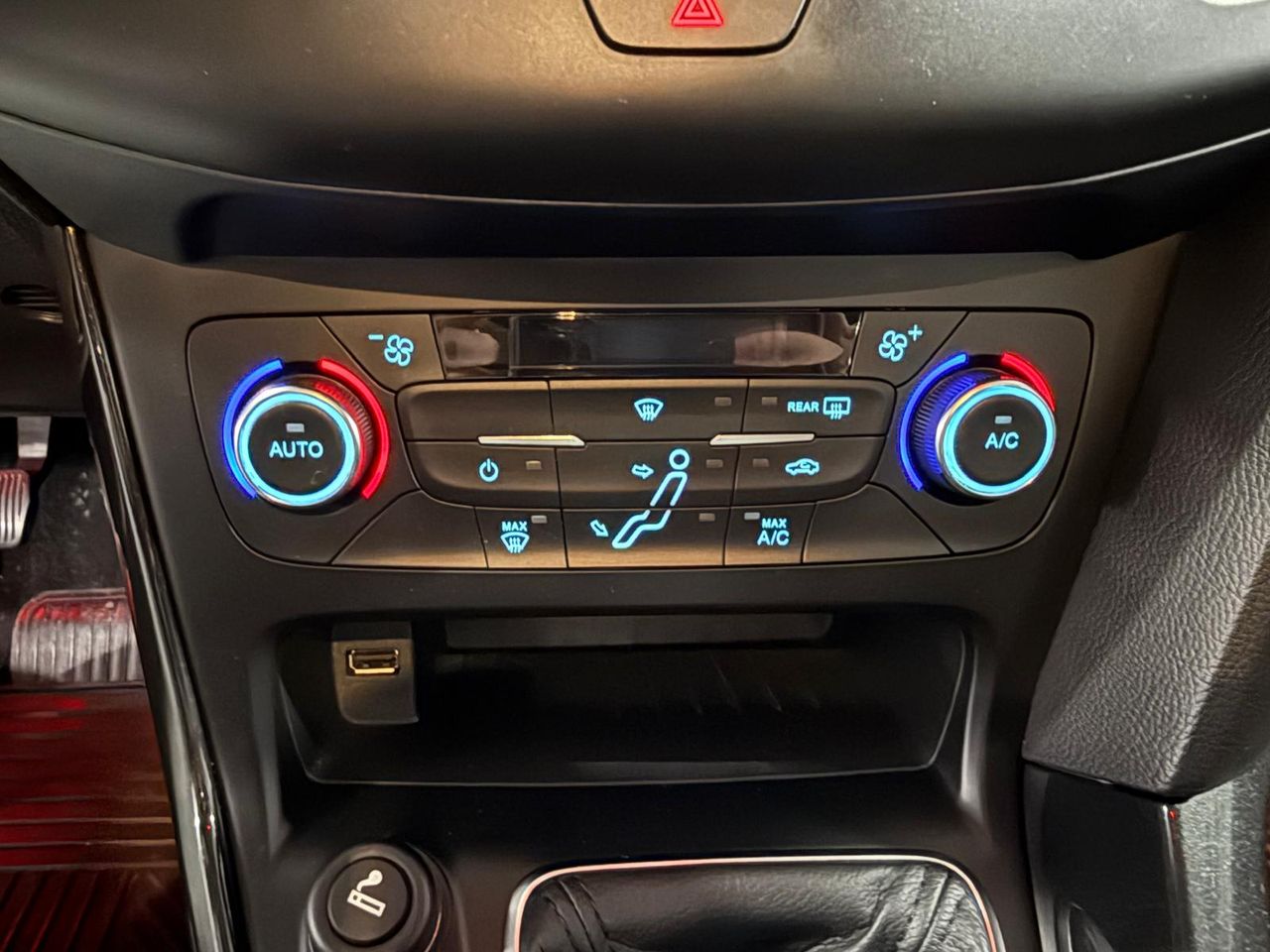 Ford Focus 1.0 Ecoboost A-S-S 92kW Titanium - Foto 2