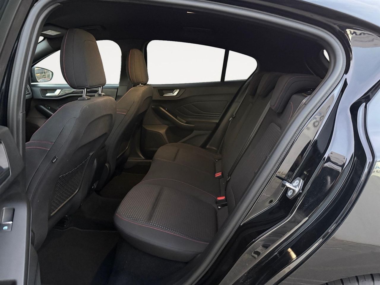 Ford Focus 1.0 Ecoboost 92kW ST-Line - Foto 2