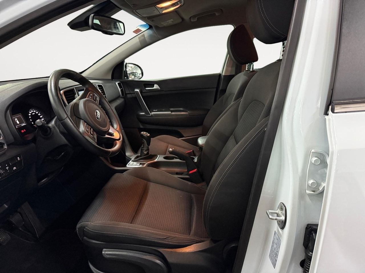 Kia Sportage 1.7 CRDi VGT 115CV Emotion 4x2 Eco-Dynam - Foto 2