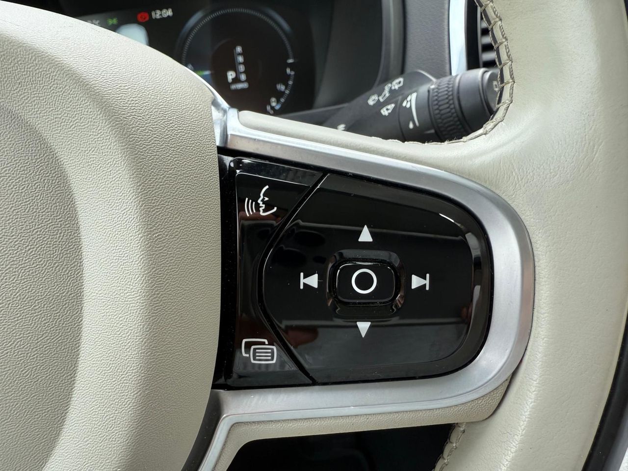 Volvo XC90 T8 TWIN ENGINE Híbrido Gasolina - Foto 2