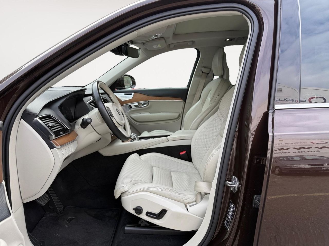 Volvo XC90 T8 TWIN ENGINE Híbrido Gasolina - Foto 2