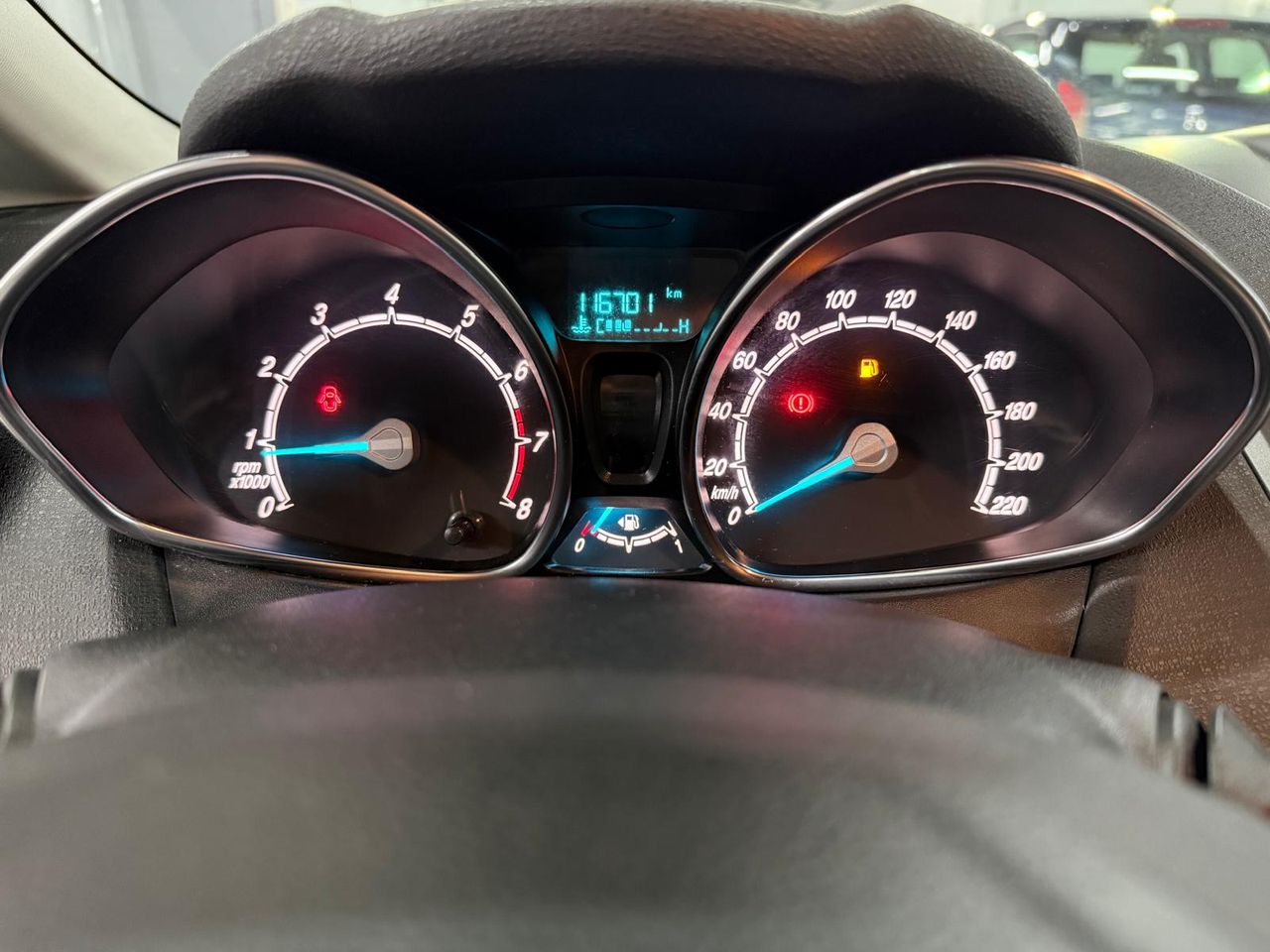 Ford Fiesta 1.2 Gasolina - Foto 2