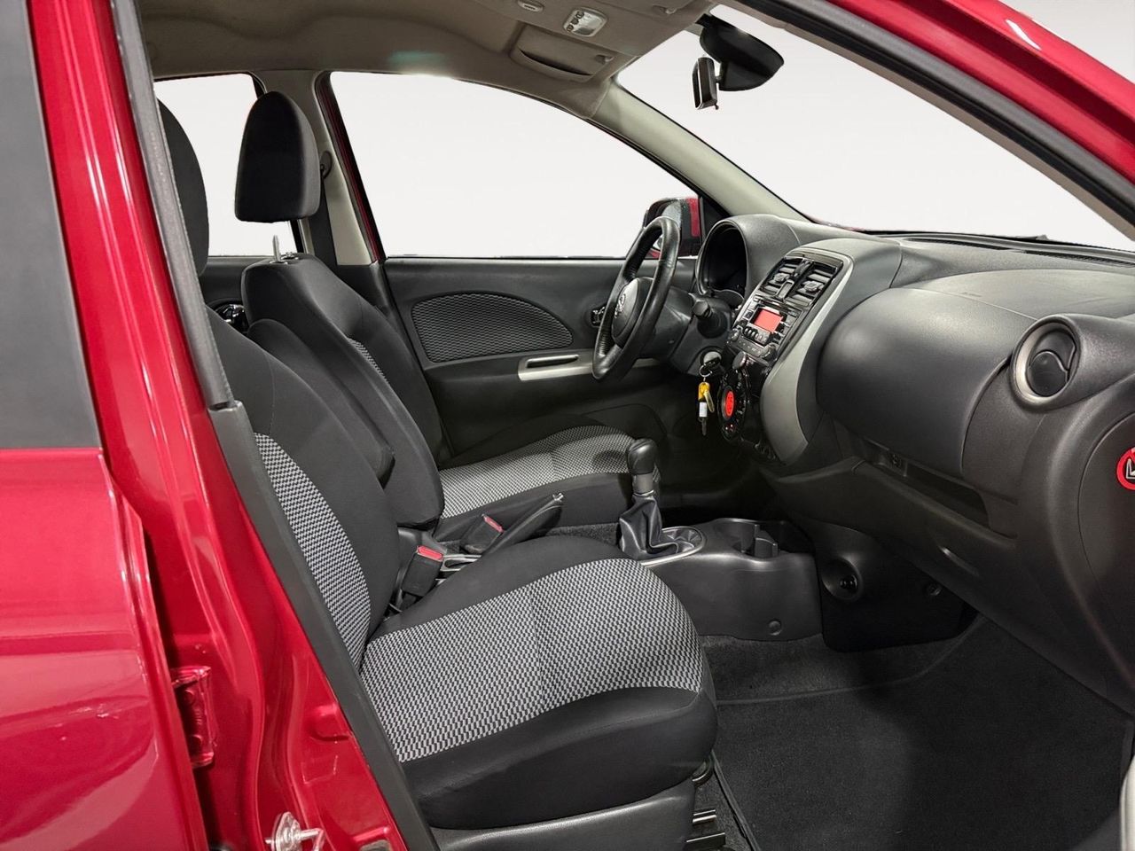 Nissan Micra 1.2 80CV - Foto 2