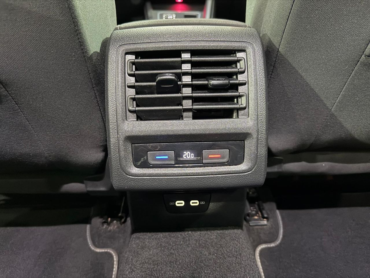 Volkswagen Golf E-Hybrid 1.4 150 cv - Foto 2