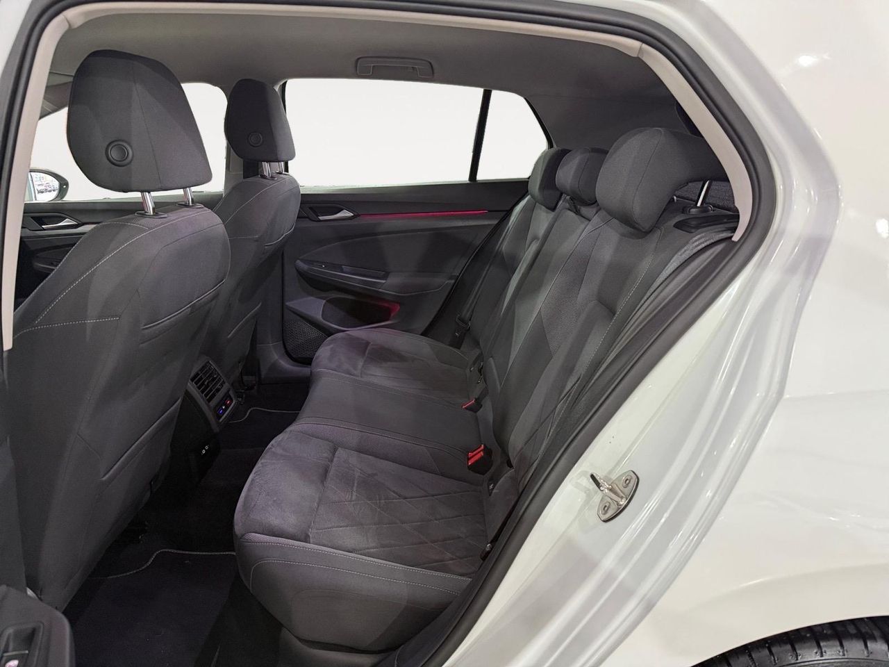 Volkswagen Golf E-Hybrid 1.4 150 cv - Foto 2