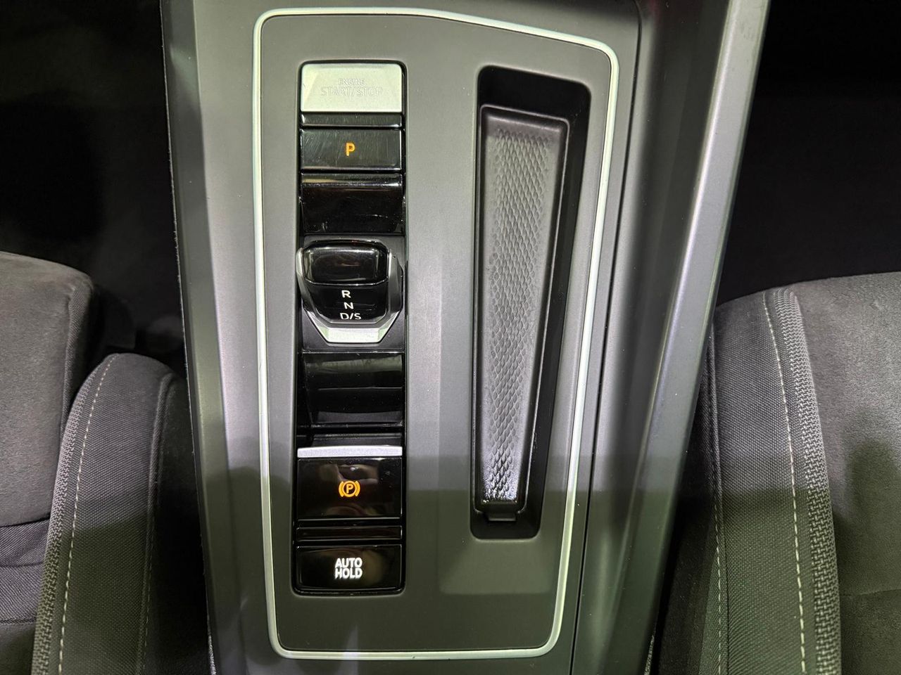 Volkswagen Golf E-Hybrid 1.4 150 cv - Foto 2