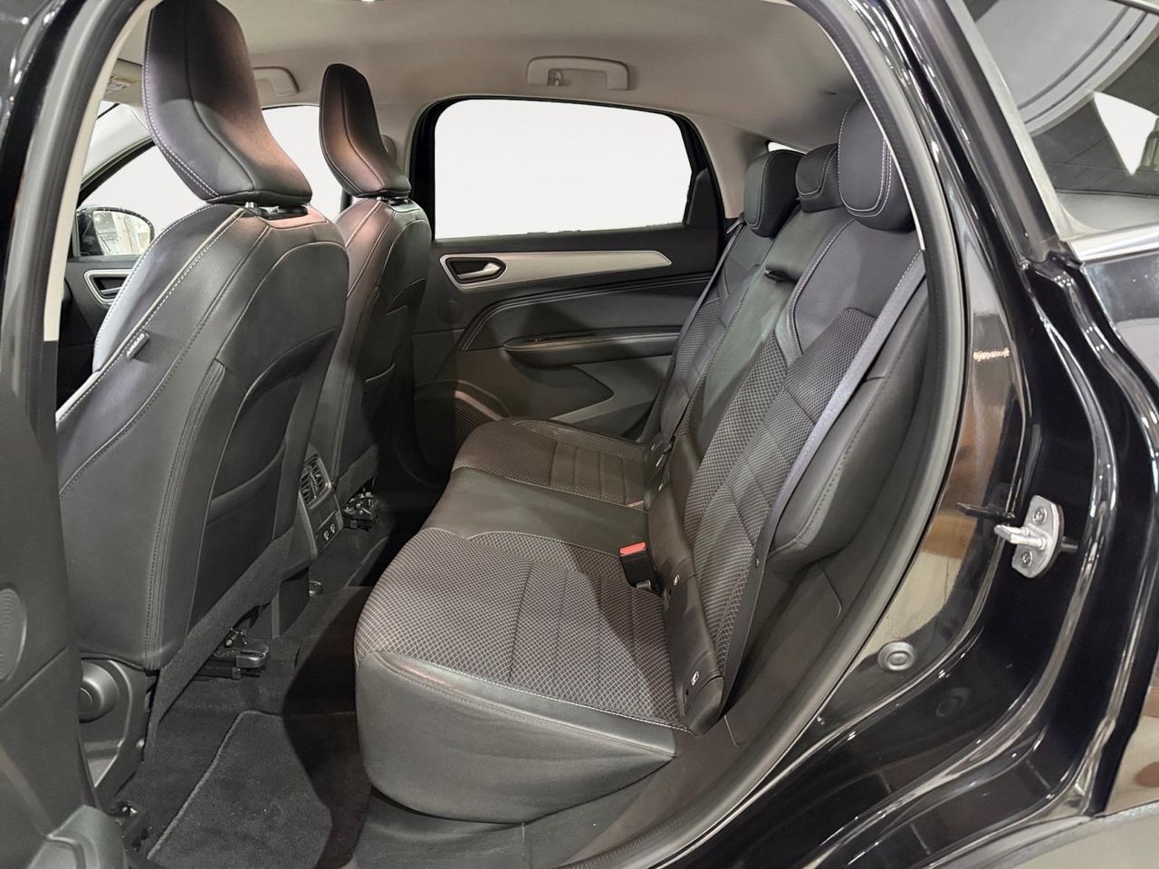 Renault Arkana E-TECH - Foto 2