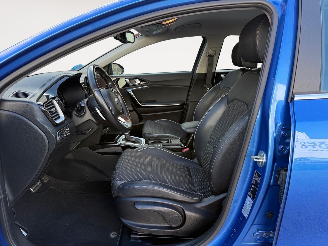 Kia XCeed 1.6 PHEV E-TECH - Foto 2