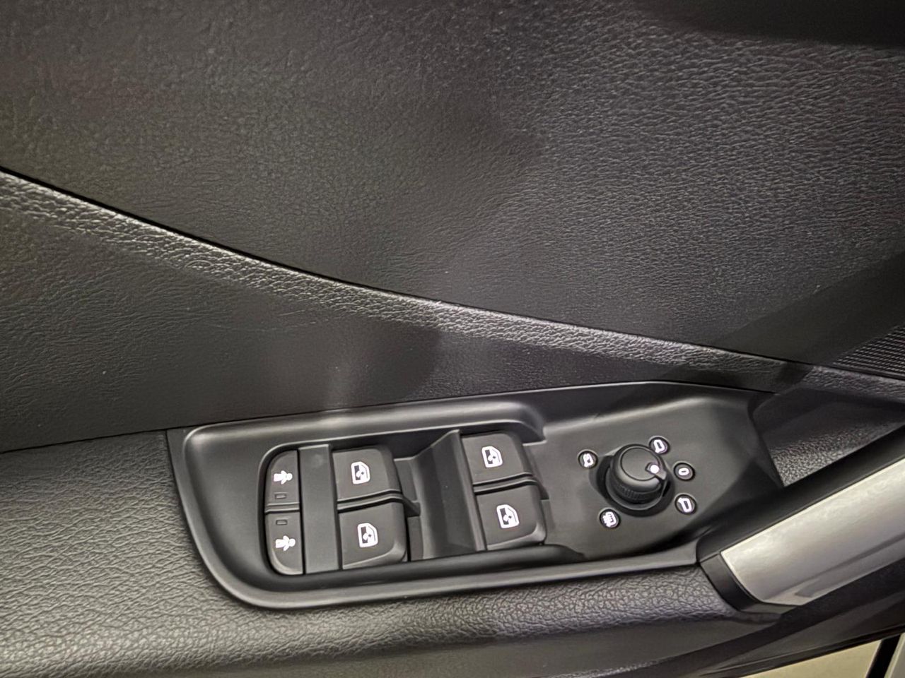 Audi Q2 ADVANCED 1.0 - Foto 2