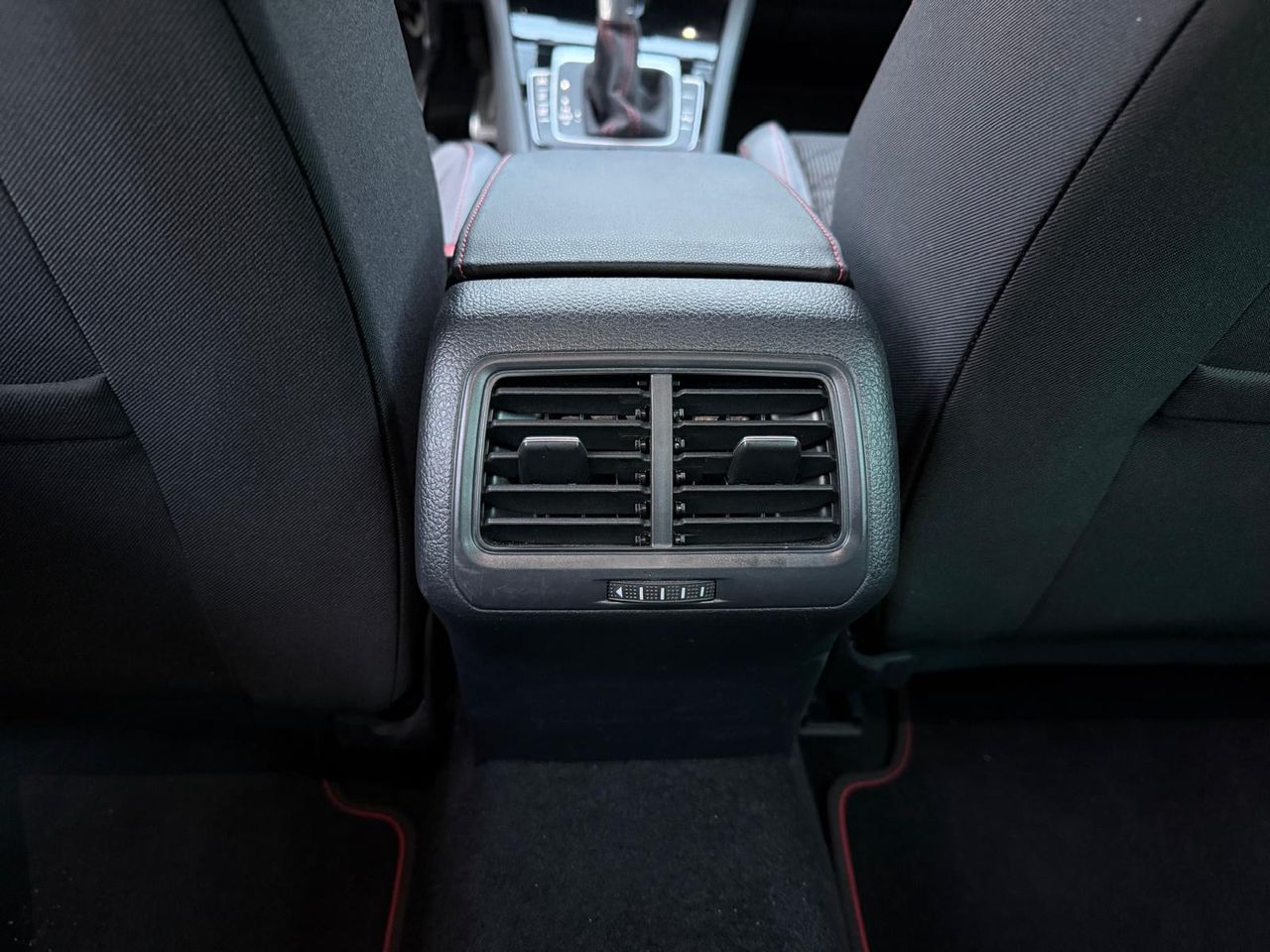 Volkswagen Golf GOLF GTI TCR - Foto 2