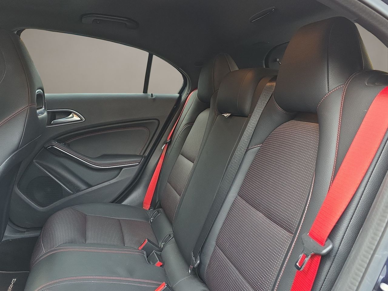 Mercedes Clase A AMG A 45 S 4MATIC+ - Foto 2