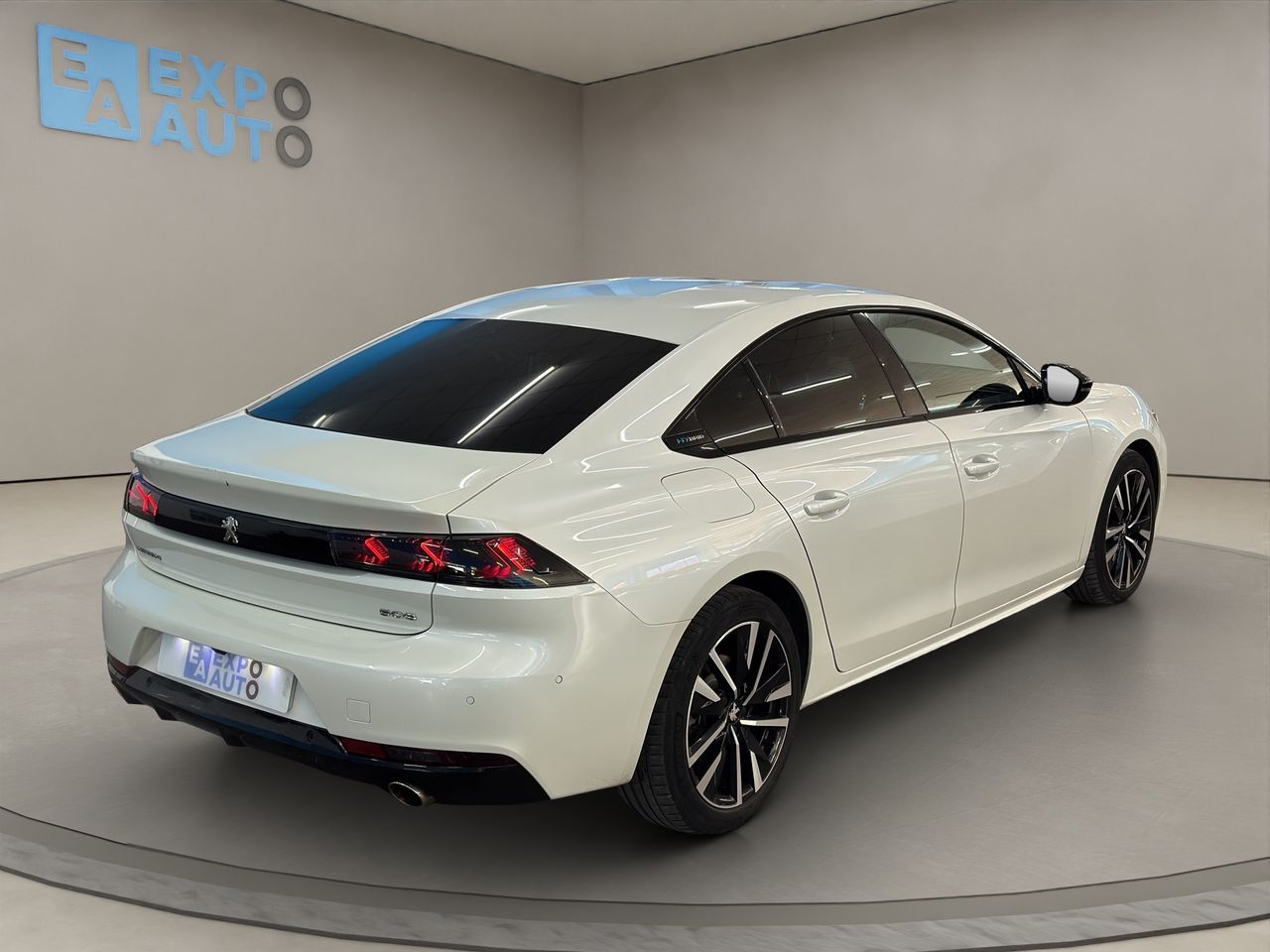 Peugeot 508 Hybrid . - Foto 2