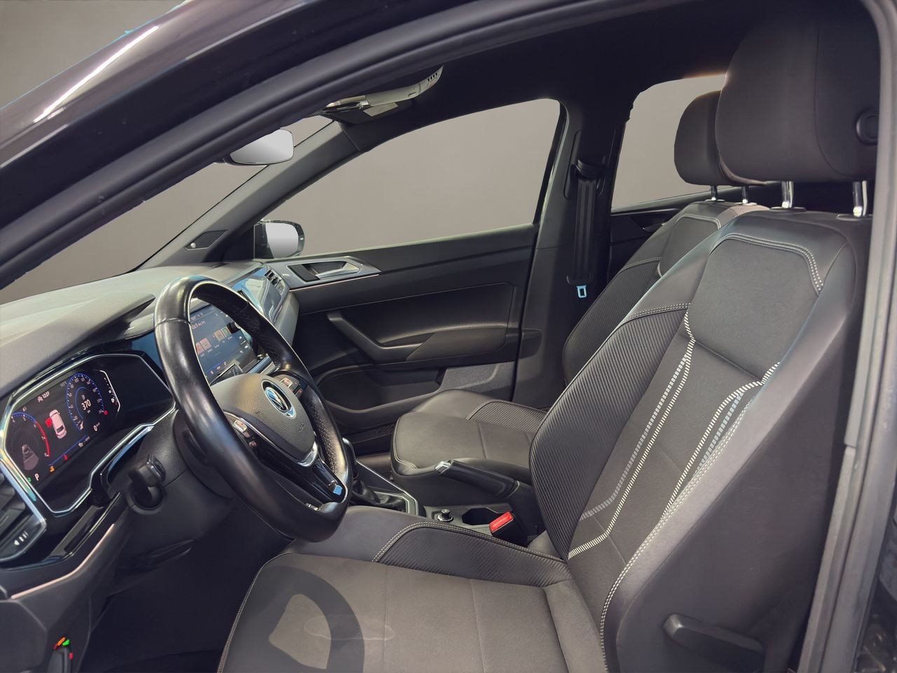 Volkswagen Polo . - Foto 2