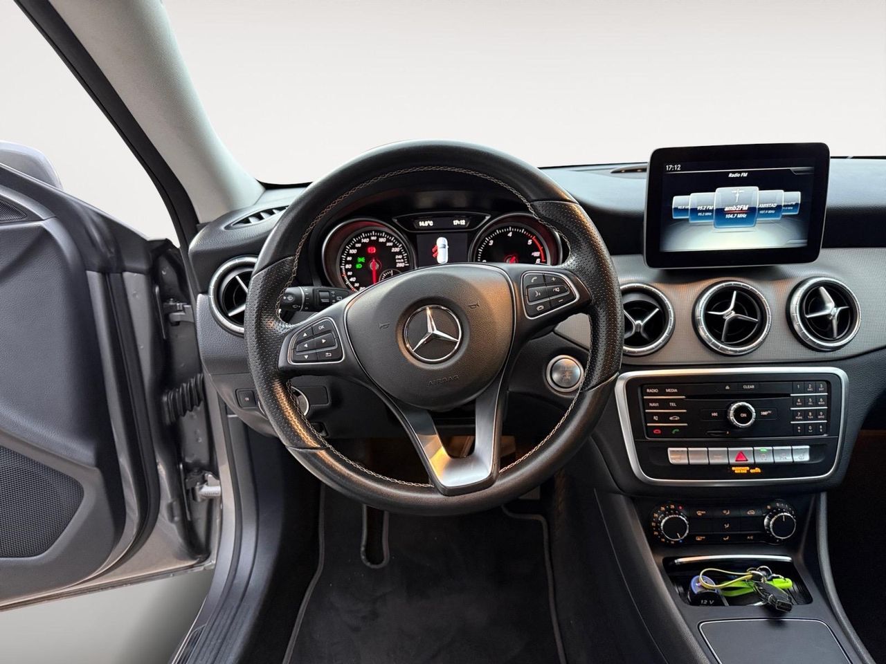 Mercedes Clase CLA 220D - Foto 2