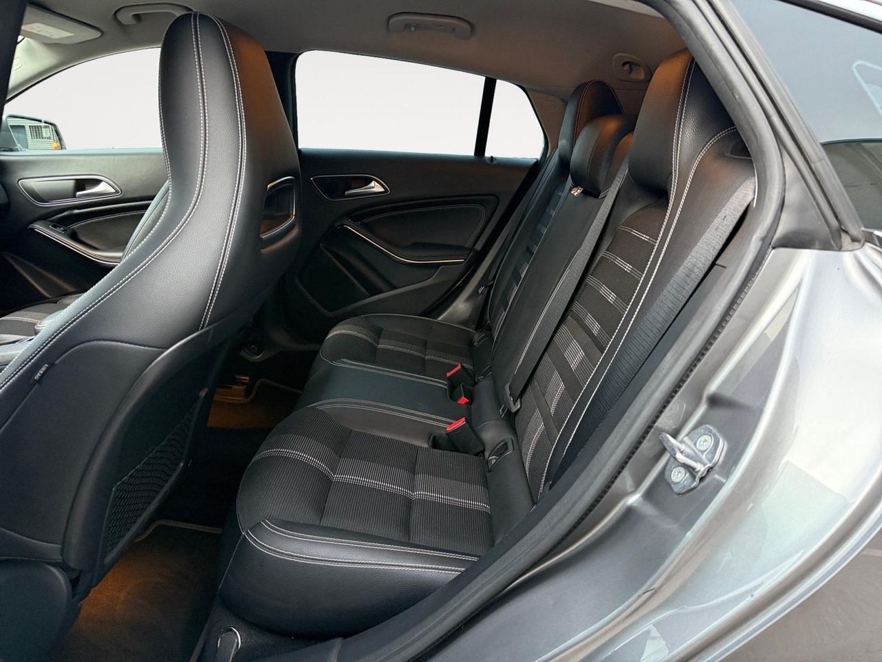Mercedes Clase CLA 220D - Foto 2