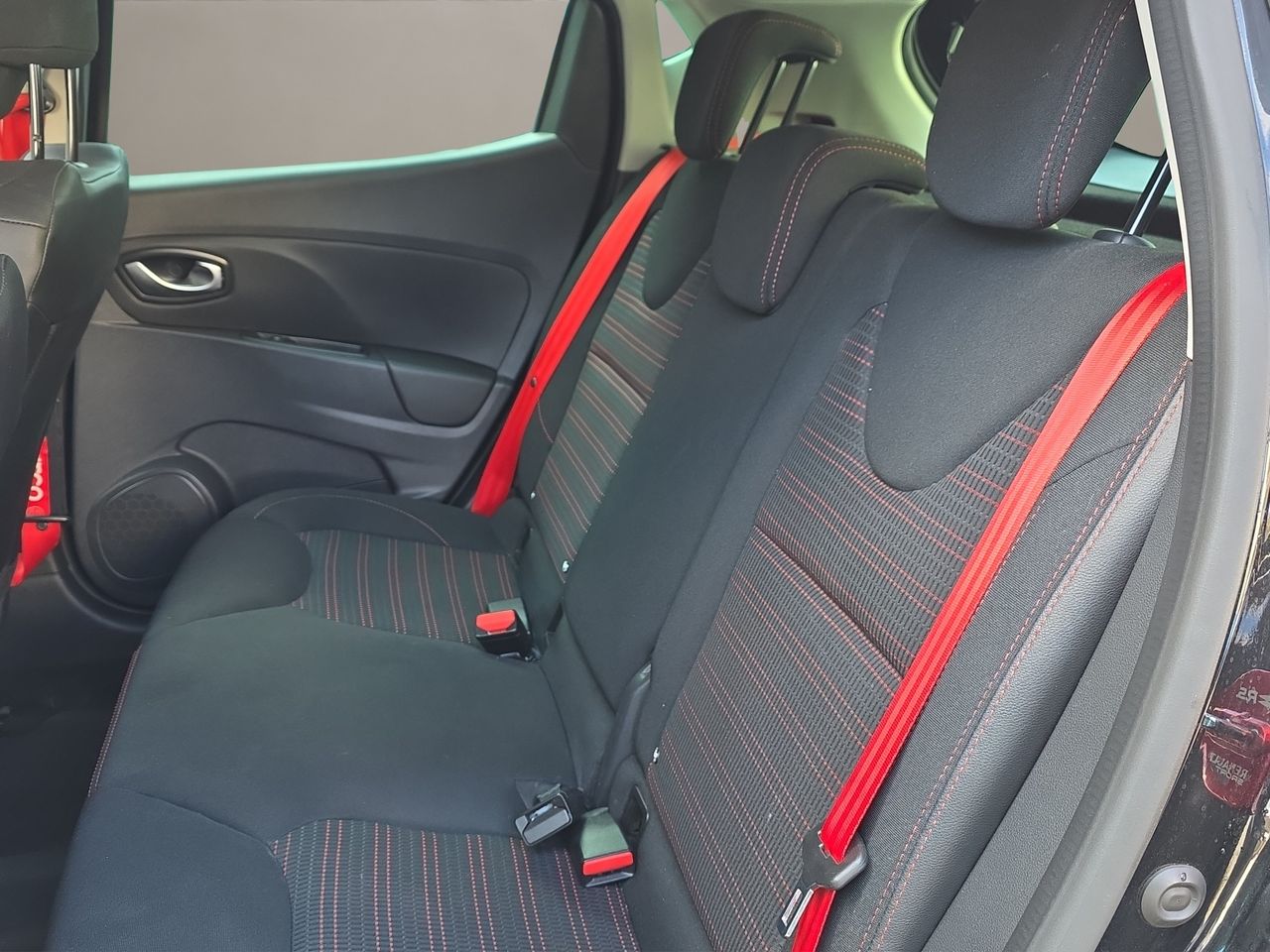 Renault Clio RS Trophy Energy 162kW (220CV) EDC - Foto 2